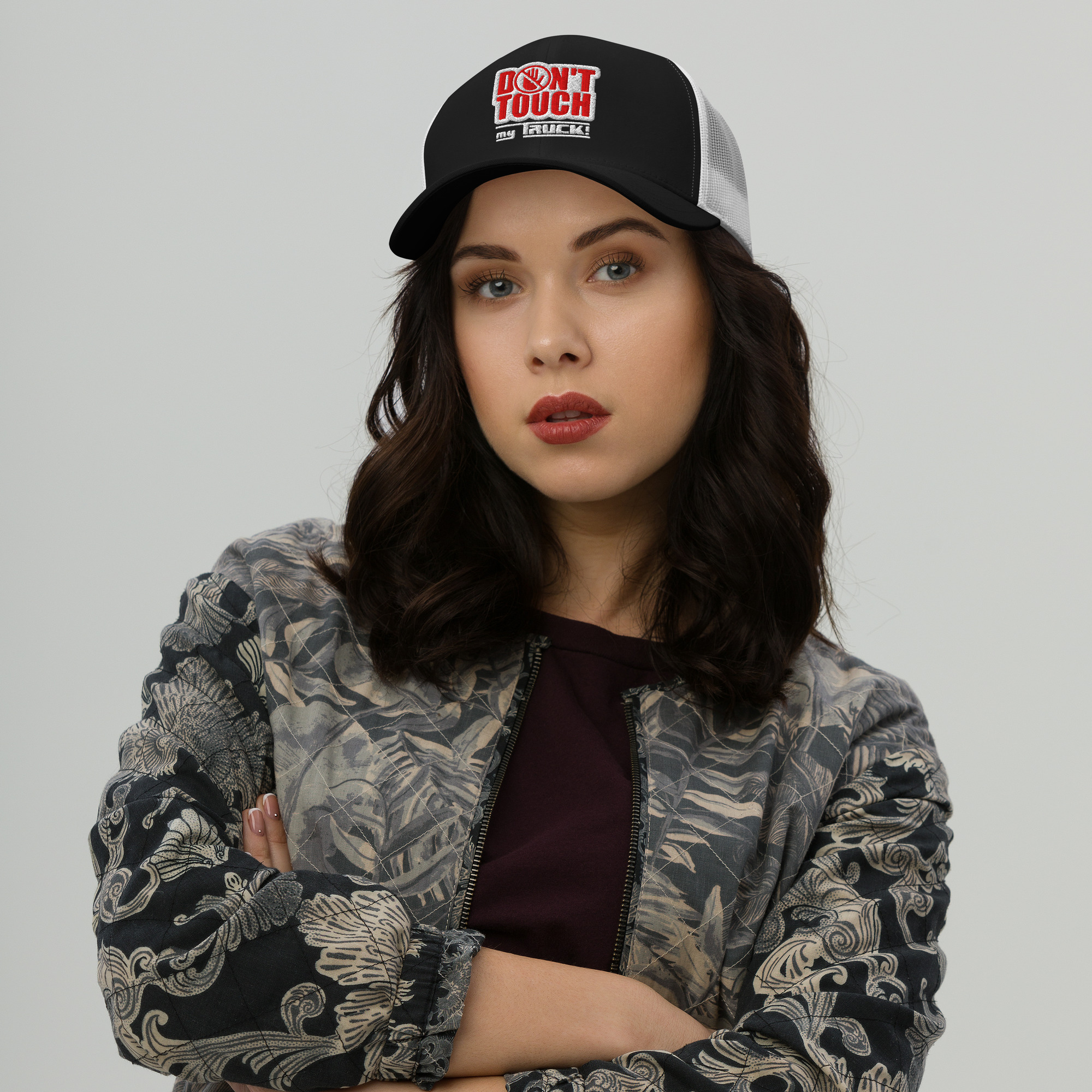 retro-trucker-hat-black-white-front-6ad38d3ad86d4.jpg